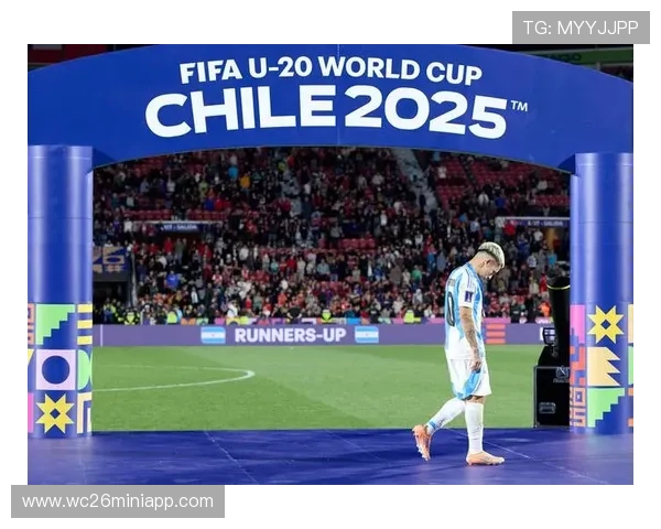 世界杯历史唯一连续三届夺冠的国家队成就解析