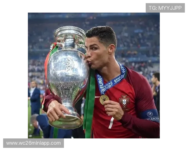 最新世界杯冠军排名一览表，全面展示历届冠军国家队的排名情况及其背后的故事